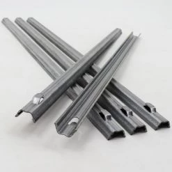 AQUAGART 10 Ancrages De Clôture Profil En W, Ancrages De Sol Pour Clôture De Protection Contre La Faune Sauvage, Clôture Forestière, Clôture De Pâturage, 70 Cm